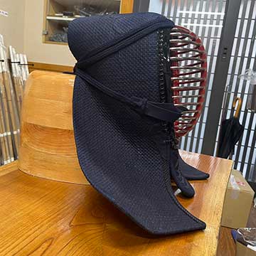 一本堂謹製　総具の目手刺剣道具　木地呂塗胴