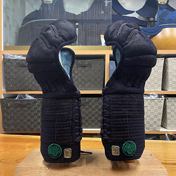 旭峰　別注　家紋入り胴ジュラシックブルー×紺反胸